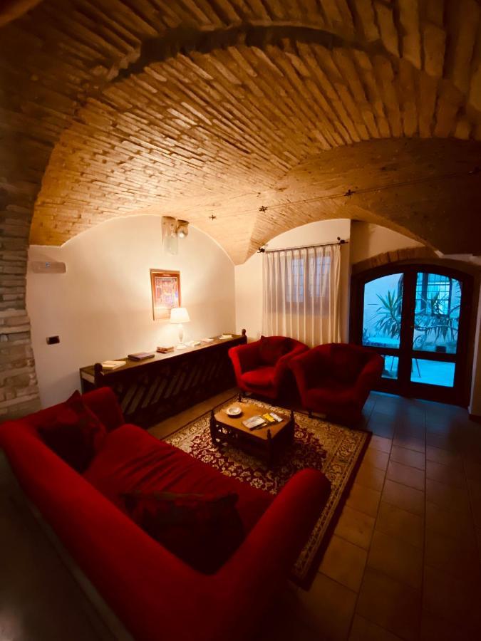 Hotel Palazzo Brunamonti Bevagna Dış mekan fotoğraf