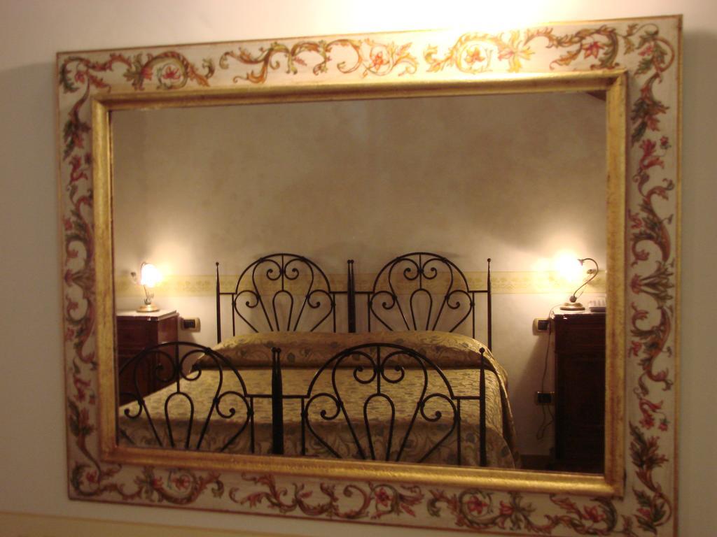 Hotel Palazzo Brunamonti Bevagna Dış mekan fotoğraf