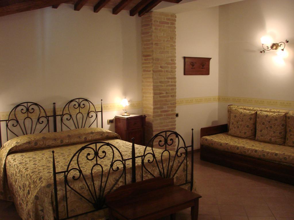 Hotel Palazzo Brunamonti Bevagna Dış mekan fotoğraf