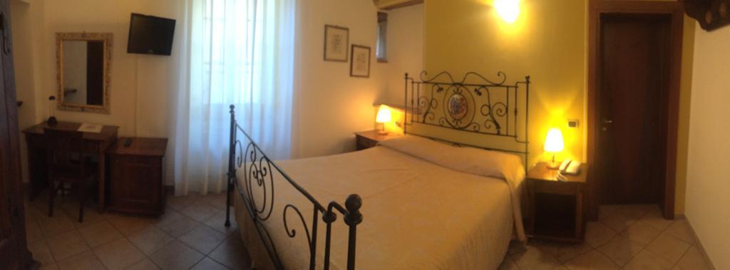 Hotel Palazzo Brunamonti Bevagna Dış mekan fotoğraf