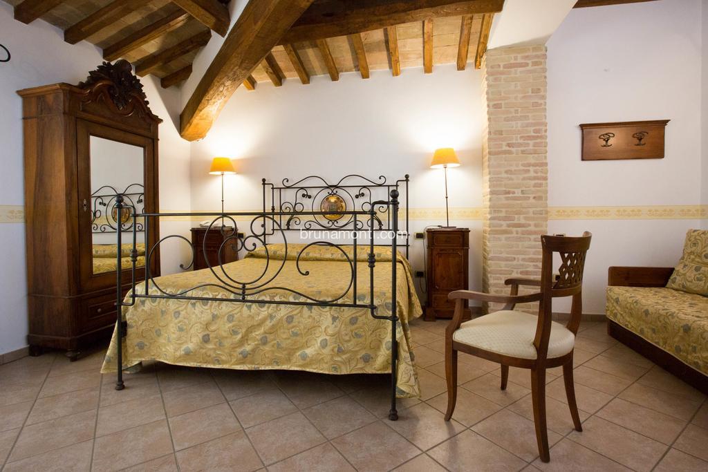 Hotel Palazzo Brunamonti Bevagna Dış mekan fotoğraf