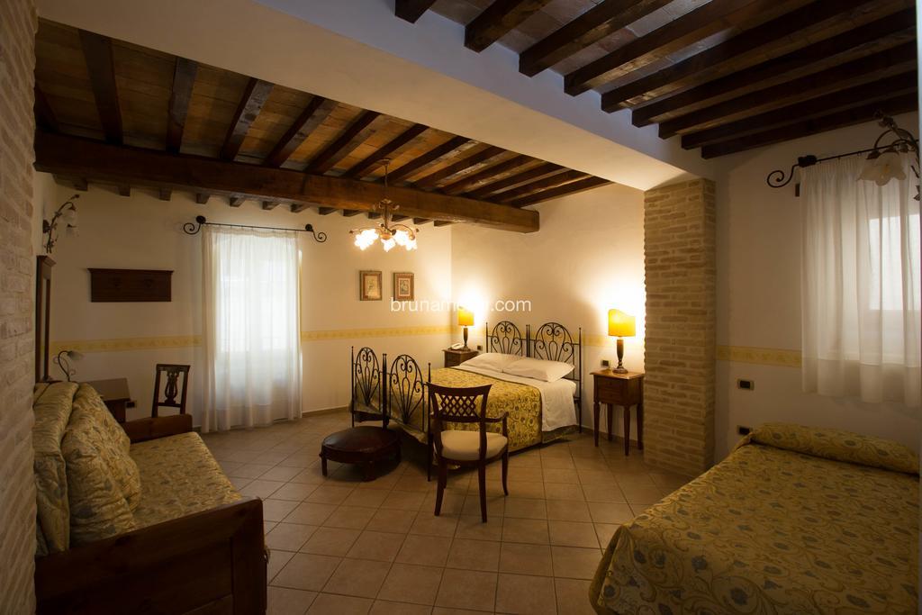 Hotel Palazzo Brunamonti Bevagna Dış mekan fotoğraf