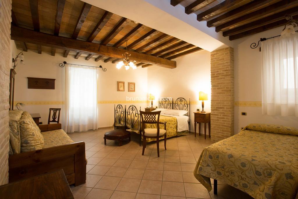 Hotel Palazzo Brunamonti Bevagna Dış mekan fotoğraf