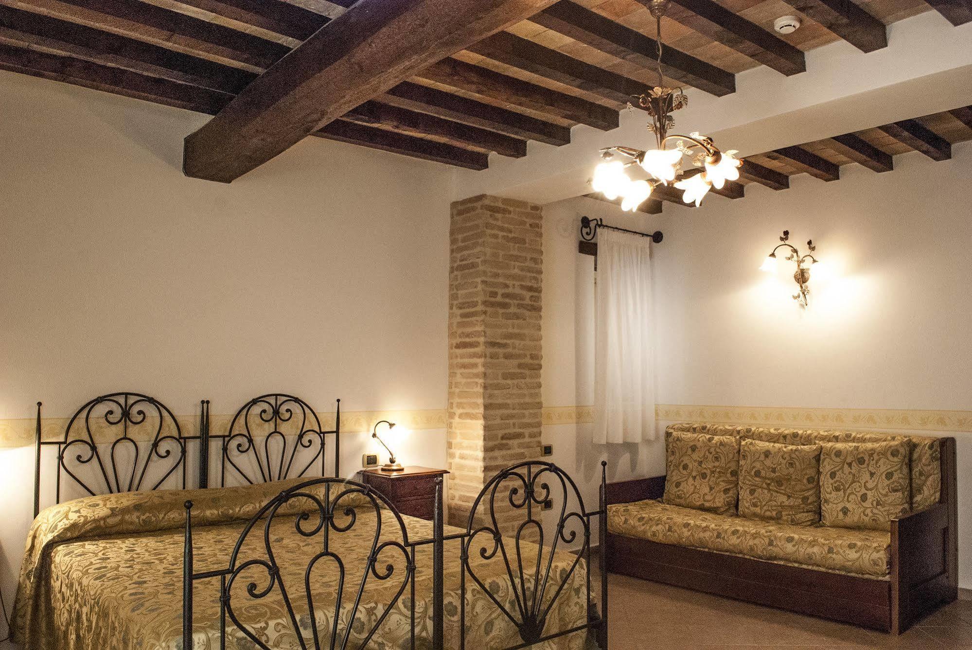 Hotel Palazzo Brunamonti Bevagna Dış mekan fotoğraf